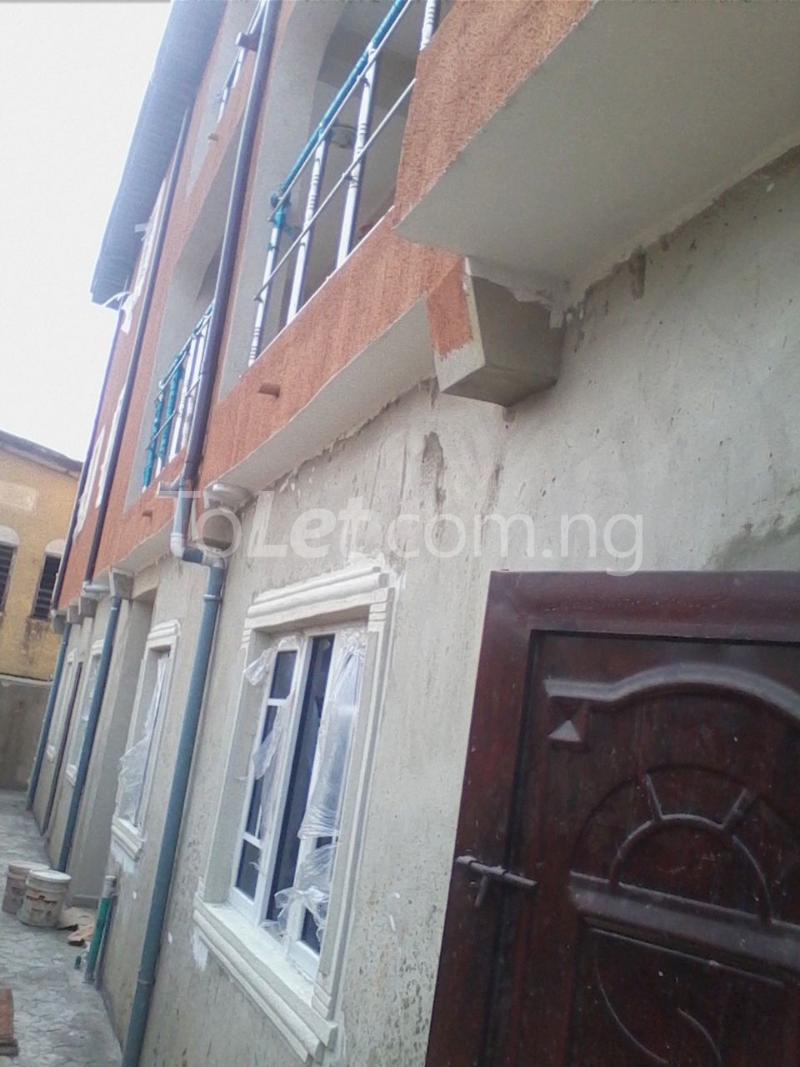 1 bedroom Flat / Apartment for rent Off Ishaga Road Towards Mushin Road Lawanson Surulere Lagos