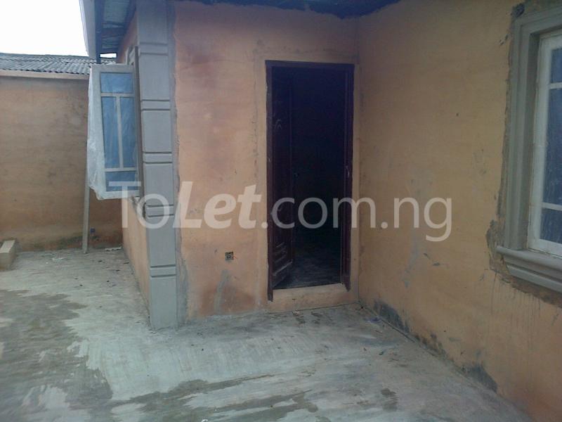 1 bedroom Flat / Apartment for rent Fadeyi Fadeyi Shomolu Lagos