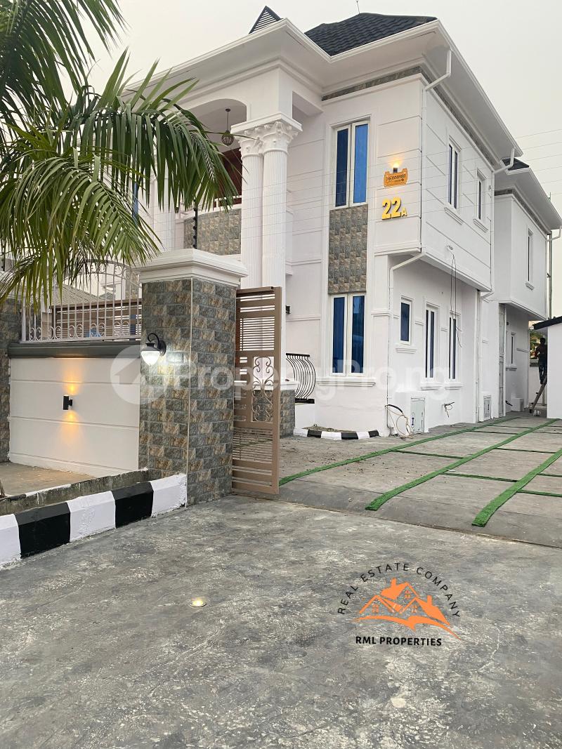 5 Bedroom House in Abraham adesanya estate Ajah Lagos House for sale