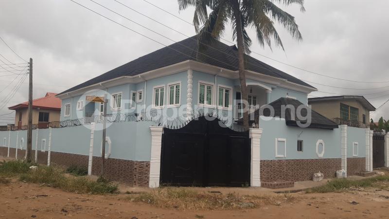 1 bedroom Flat / Apartment for rent 2, Modupeola Bankole Street, Jakande Estate Isolo Lagos Oke-Afa Isolo Lagos