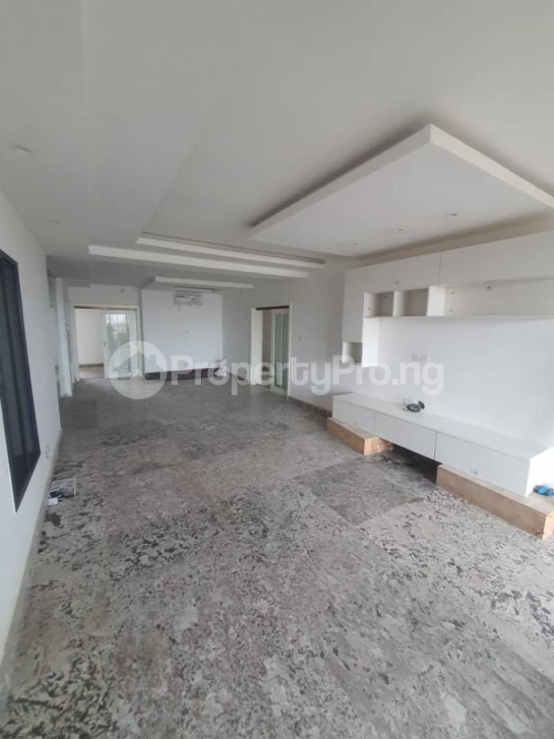 3 bedroom Flat / Apartment for rent ONIRU Victoria Island Lagos