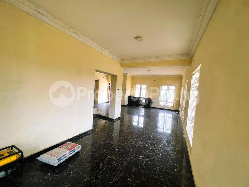 4 bedroom House for sale Pearl Nuga Court Monastery road Sangotedo Lagos