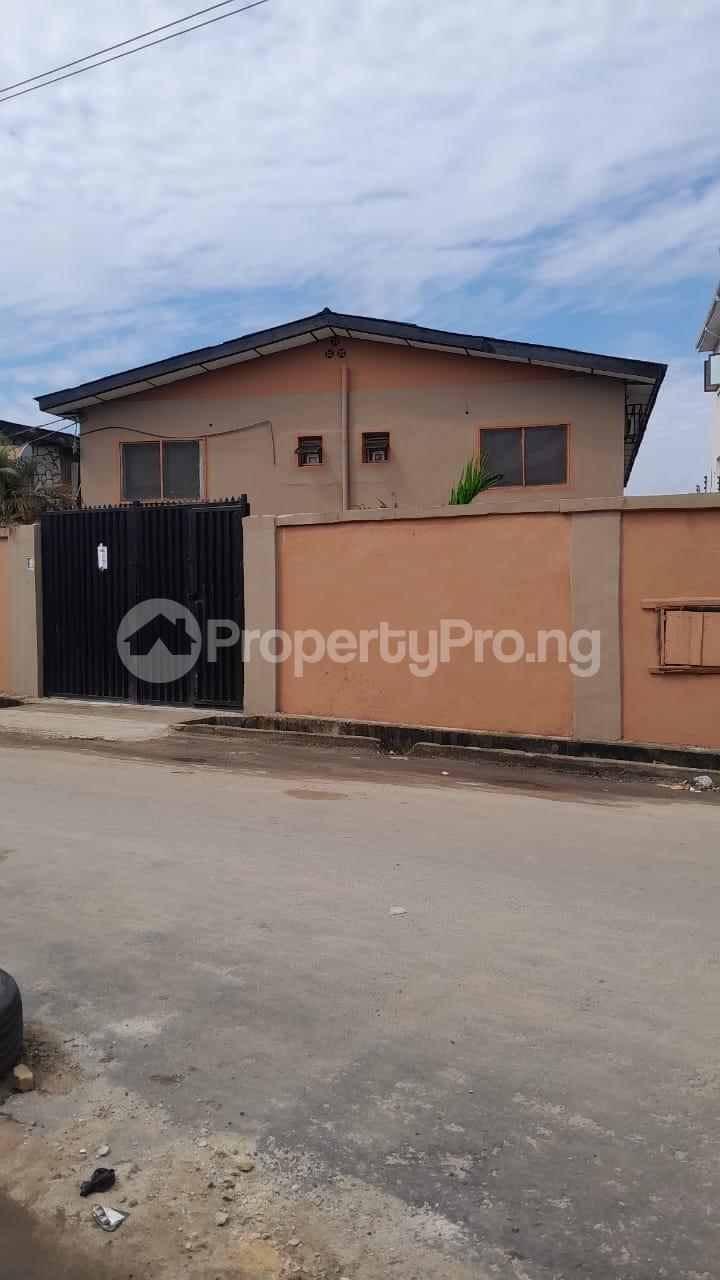3 bedroom House for sale Location****surulere At *shotayo Huges* *off Oduduwa Road Lagos Bode Thomas Surulere Lagos