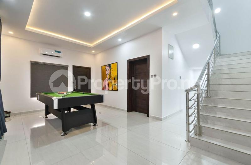 4 bedroom House for shortlet  Victoria Island Lagos