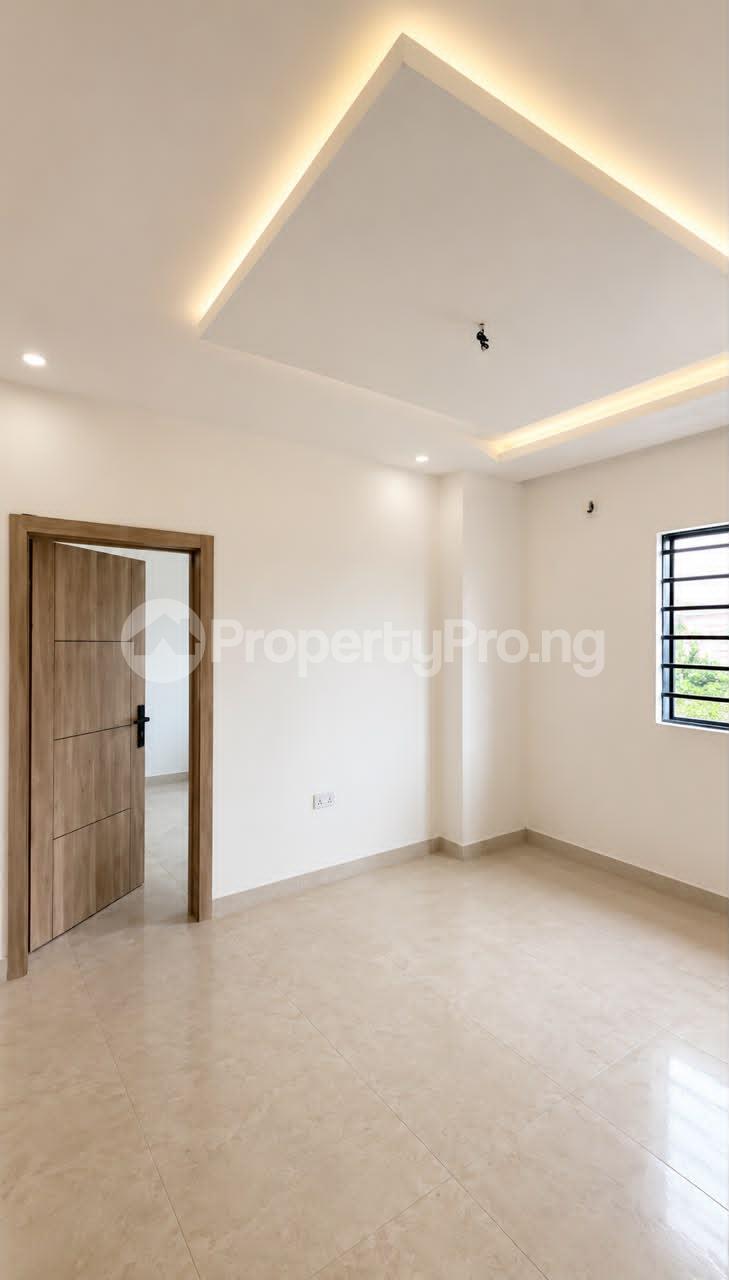 1 bedroom Flat / Apartment for rent Oweh Fadeyi Shomolu Lagos