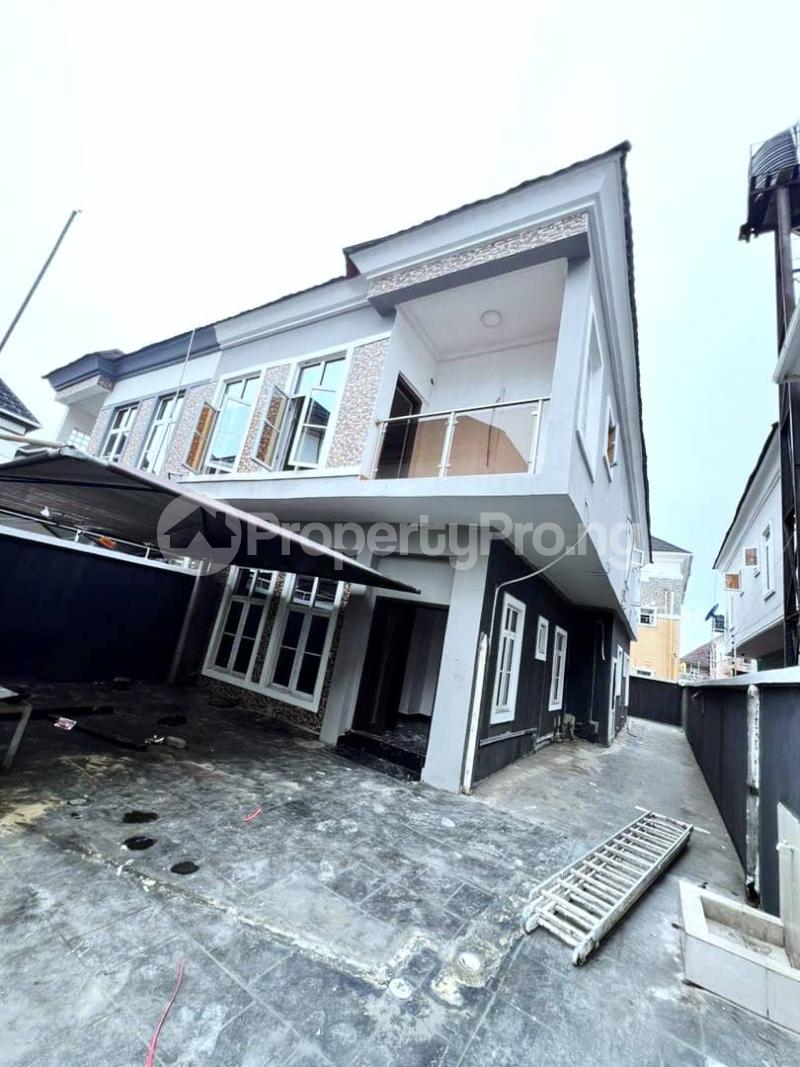 4 bedroom House for sale chevron Lekki Lagos
