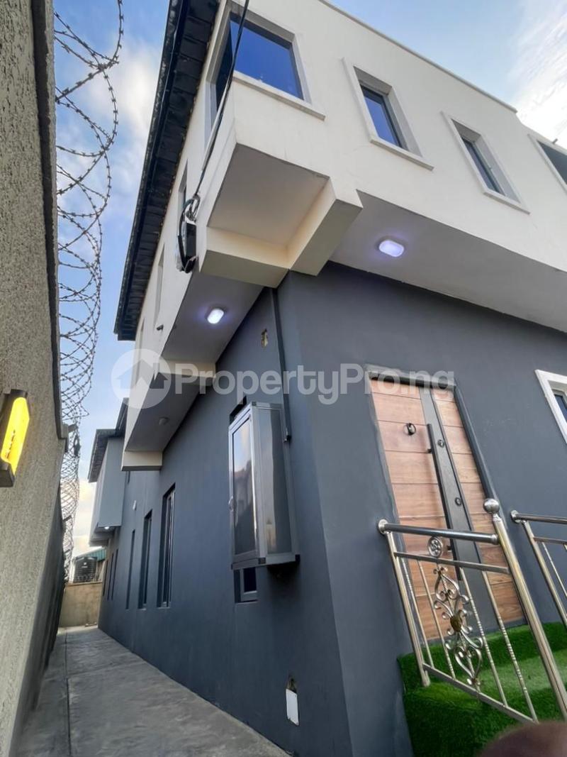 5 bedroom House for sale Gowon Estate Egbeda Alimosho Lagos