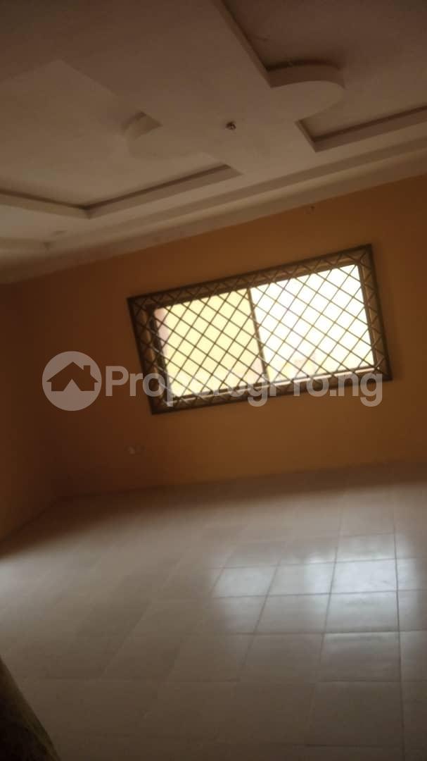 2 bedroom Flat / Apartment for rent Iyana Cele Nnpc Apata Ibadan Oyo
