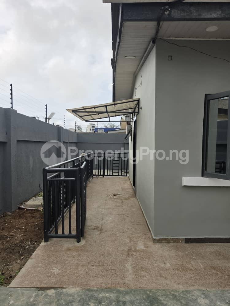 2 bedroom House for rent Off Ajose Adeogun Victoria Island Lagos