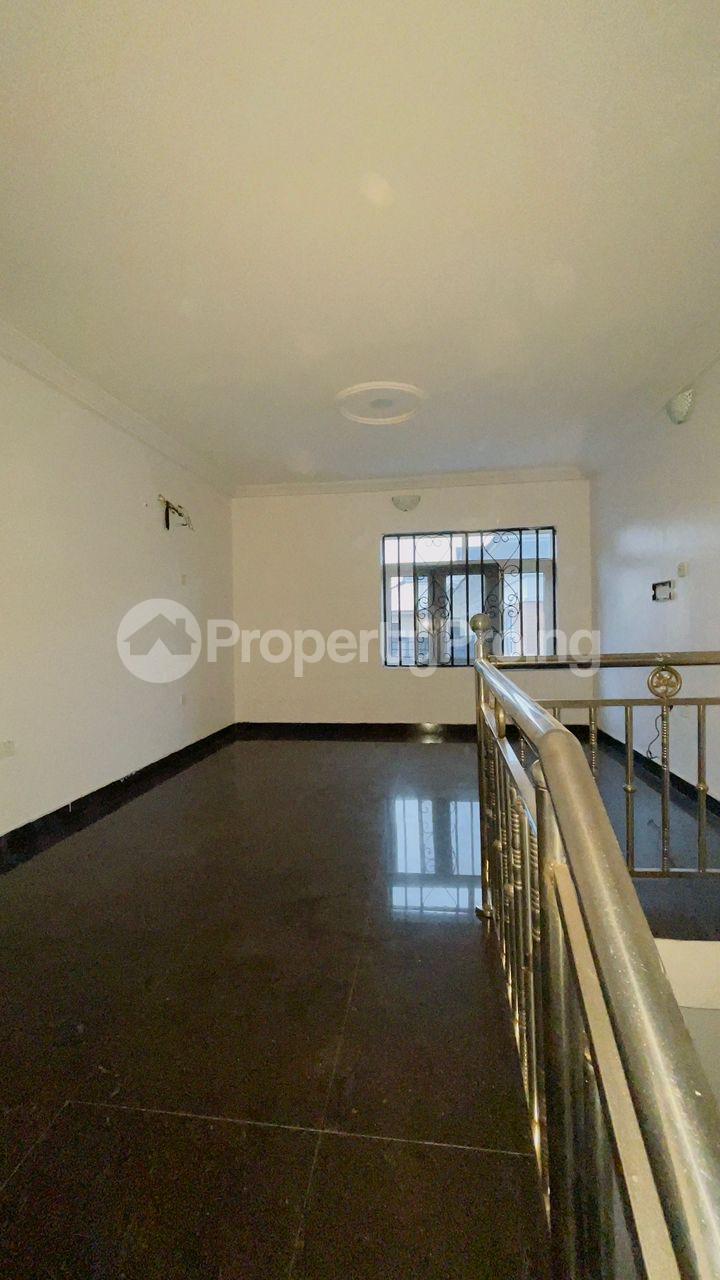 2 bedroom House for rent Lekki Phase 1 Lekki Lagos