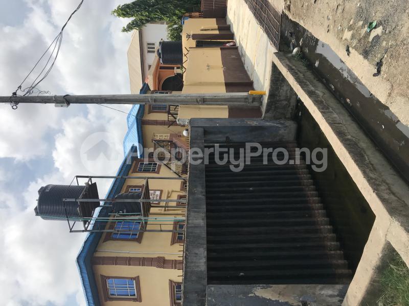 2 bedroom Flat / Apartment for rent Akinwunmi Street Mende Maryland Lagos