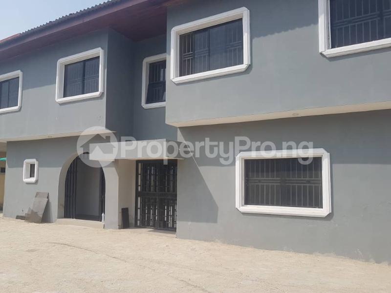 3 bedroom Flat / Apartment for rent Ologolo Lekki Lagos