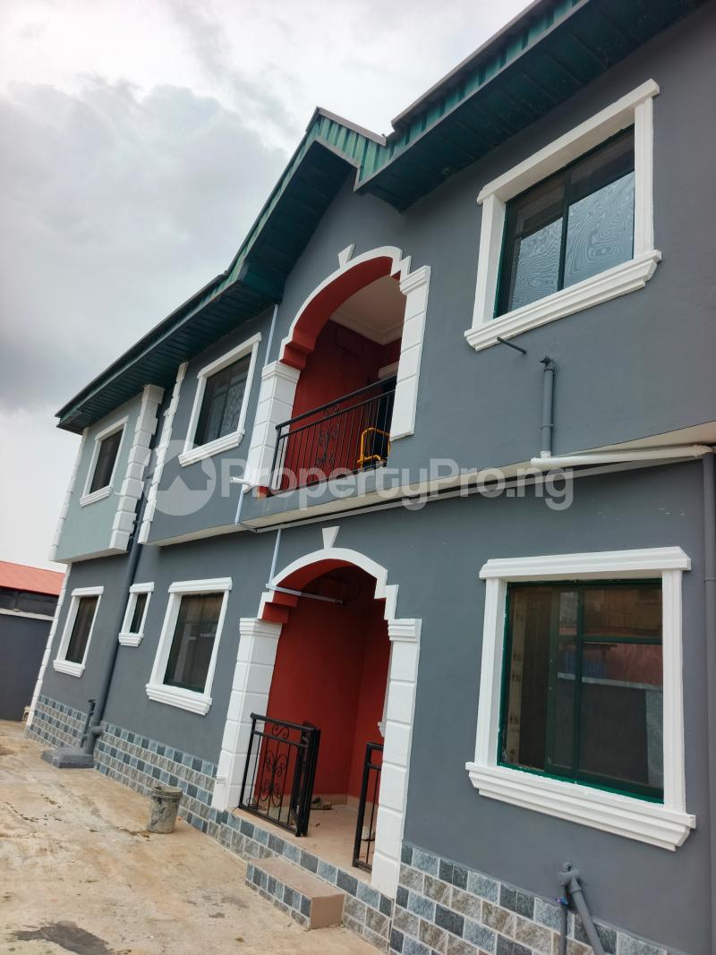 3 bedroom Flat / Apartment for rent Off Grammar School Akiode Omole phase 1 Ojodu Lagos