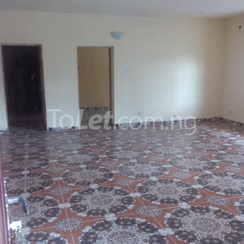3 bedroom Flat / Apartment for rent Community Road Akoka Yaba Lagos