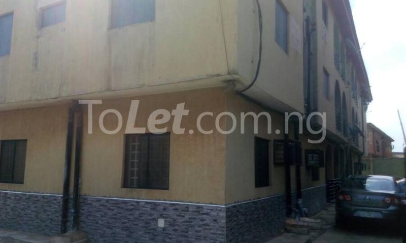 3 bedroom Flat / Apartment for rent 16 Aviation Estate Mafoluku Oshodi Lagos