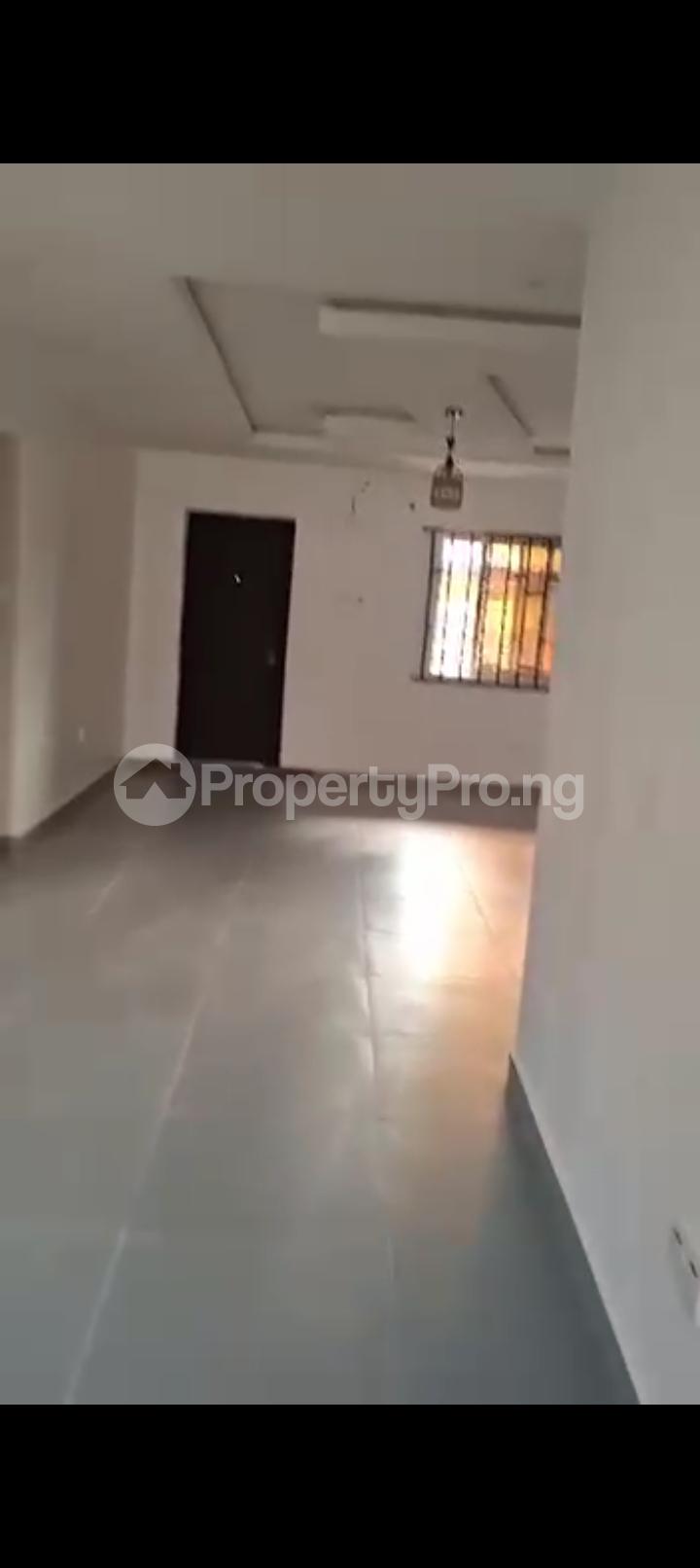 3 bedroom House for rent Airport Road(Ikeja) Ikeja Lagos