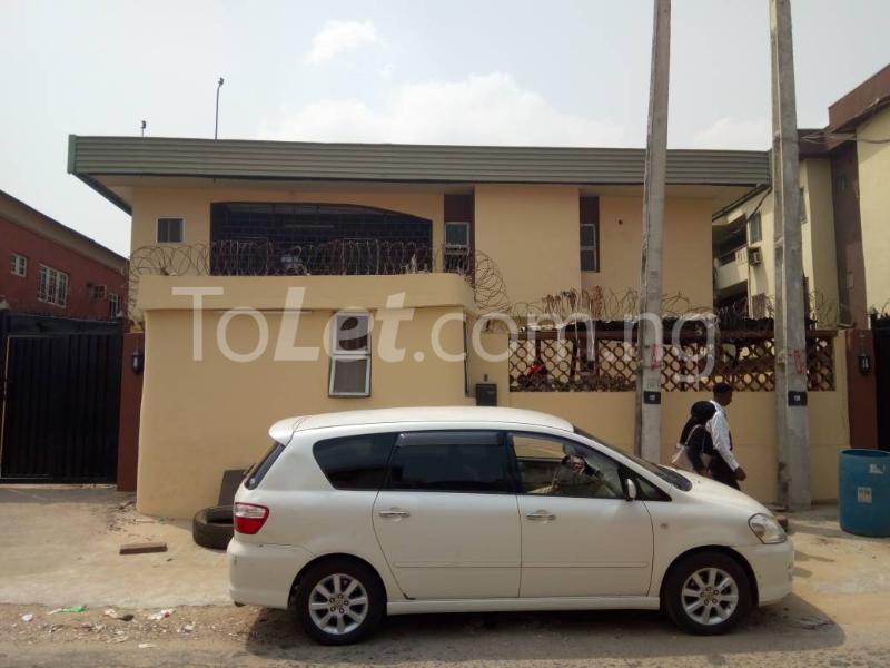 3 bedroom Flat / Apartment for rent   Adeniyi Jones Ikeja Lagos