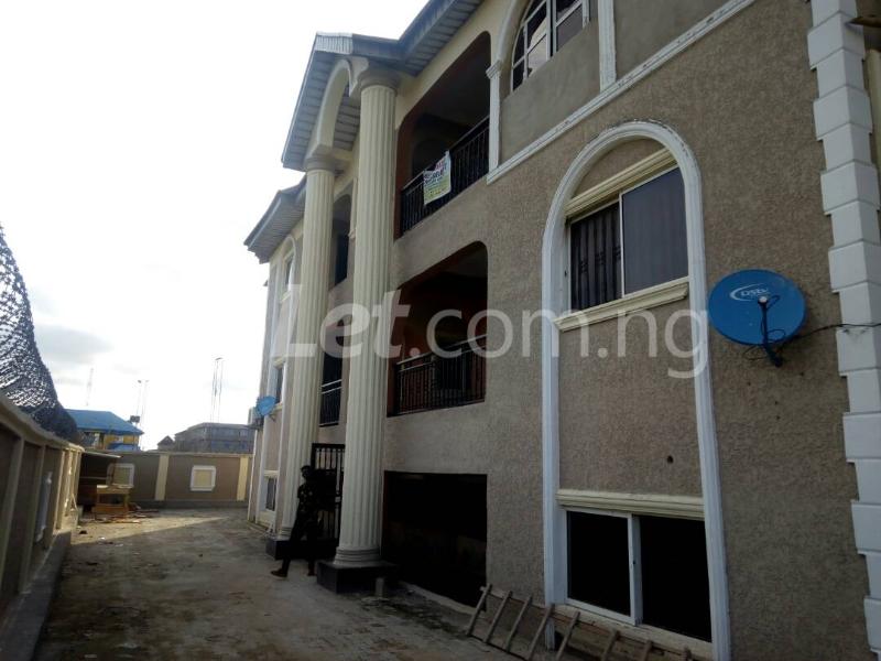 3 bedroom Flat / Apartment for rent Community Roundabout Ago palace Okota Lagos