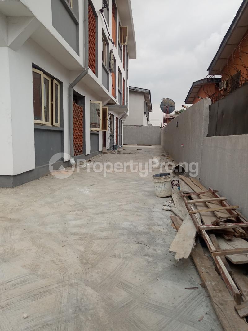 3 bedroom Flat / Apartment for rent An Estate Anthony Village Maryland Lagos