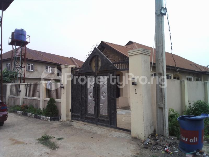 3 bedroom Flat / Apartment for rent Dixon Close By Fakoyabi Street Ebute Ikorodu Lagos
