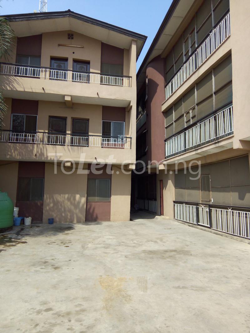 3 bedroom Flat / Apartment for rent 18, Opeyemi Street Fola Agoro Yaba Lagos