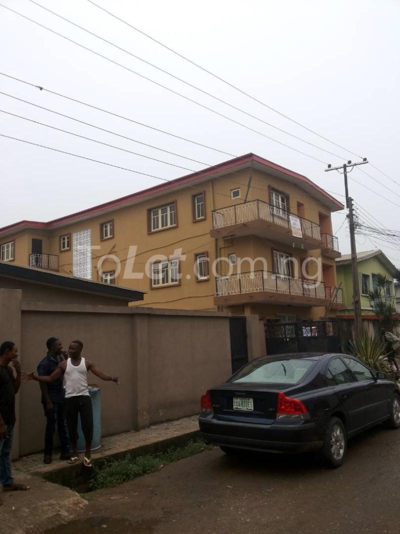 3 bedroom Flat / Apartment for rent Off Lawani Onike Yaba Lagos