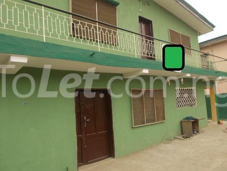 3 bedroom Flat / Apartment for rent Off Fola Agoro Lagos