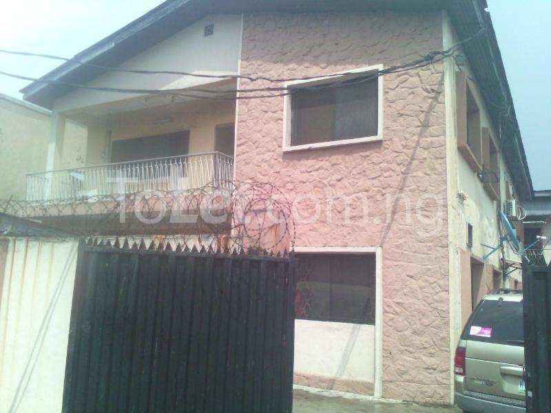 4 bedroom Flat / Apartment for rent Masha, Surulere Lagos
