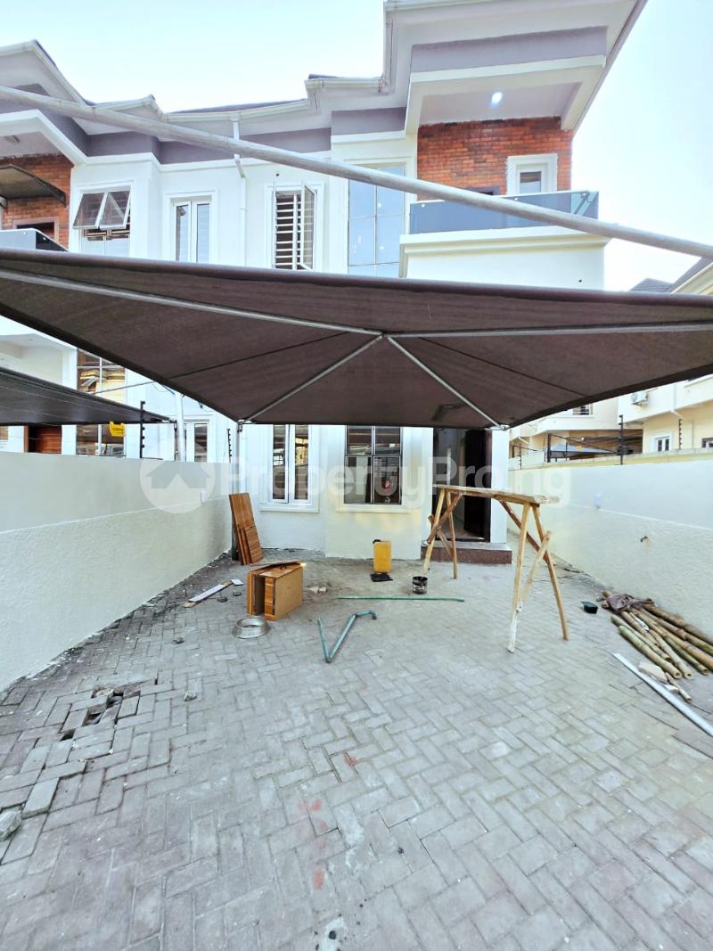 4 bedroom House for rent Chevron Lekki Lagos