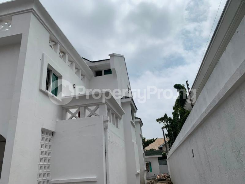 5 bedroom Commercial Property for rent Off Adebayo Doherty Lekki Phase 1 Lekki Lagos