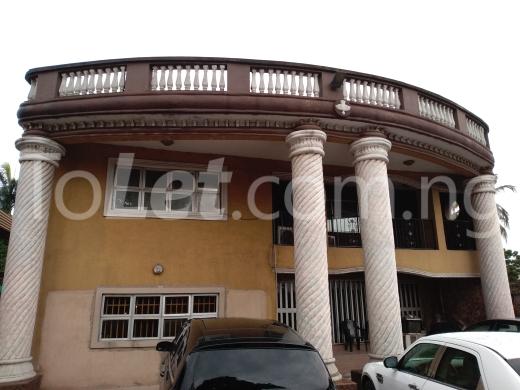 5 bedroom House for rent Adeniji Raji Close Medina Gbagada Lagos