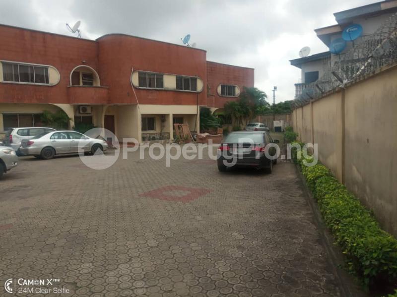 6 bedroom House for rent Esomo Close Toyin street Ikeja Lagos