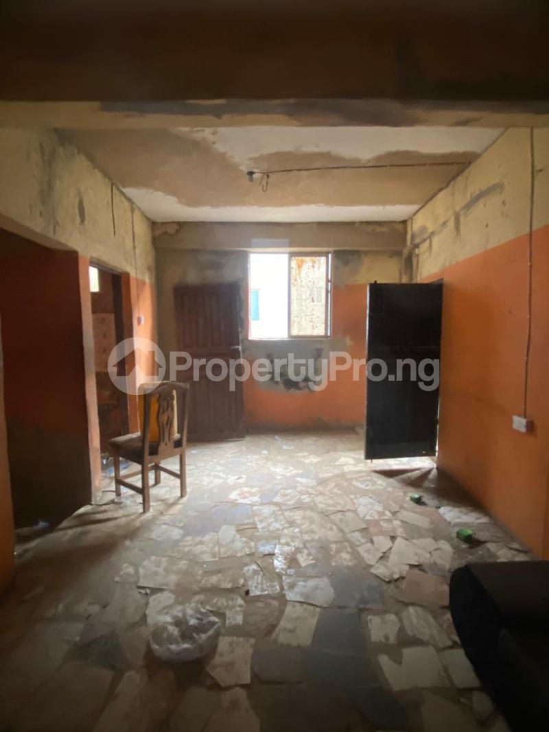 1 bedroom Flat / Apartment for rent Adekunle Ebute Metta Yaba Lagos