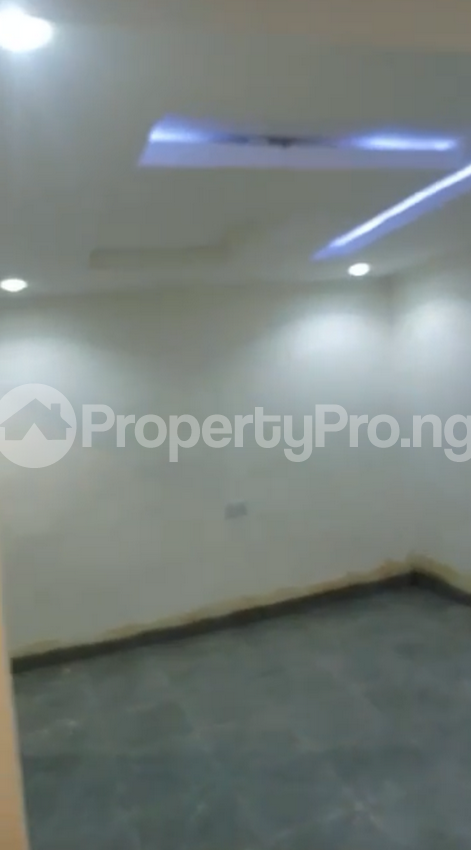 1 bedroom Flat / Apartment for rent Ramat Crescent Alhaja, Ogudu Lagos