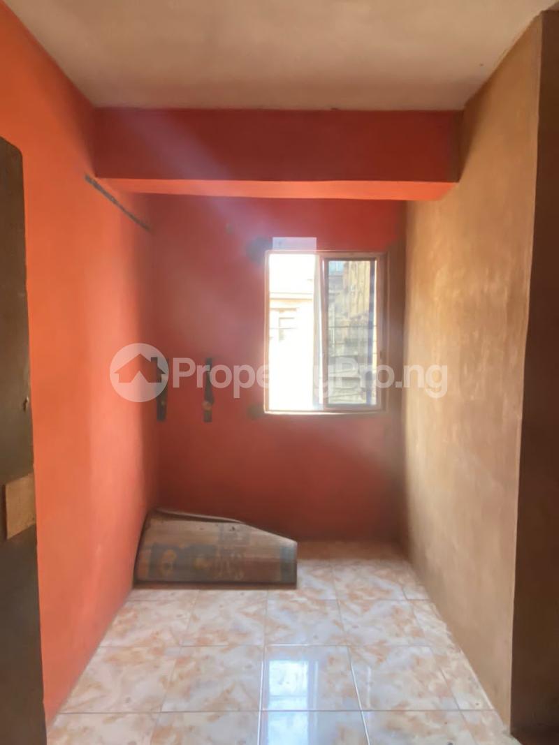 1 bedroom Flat / Apartment for rent Ebute Metta Adekunle Yaba Lagos