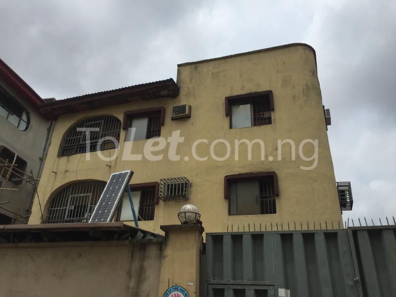 1 bedroom Flat / Apartment for rent Bajulaye Akoka Yaba Lagos