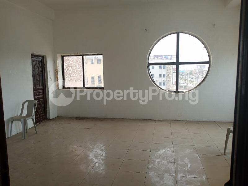 1 bedroom Commercial Property for rent Yaba, Ikorodu Express Way Road Jibowu Yaba Lagos