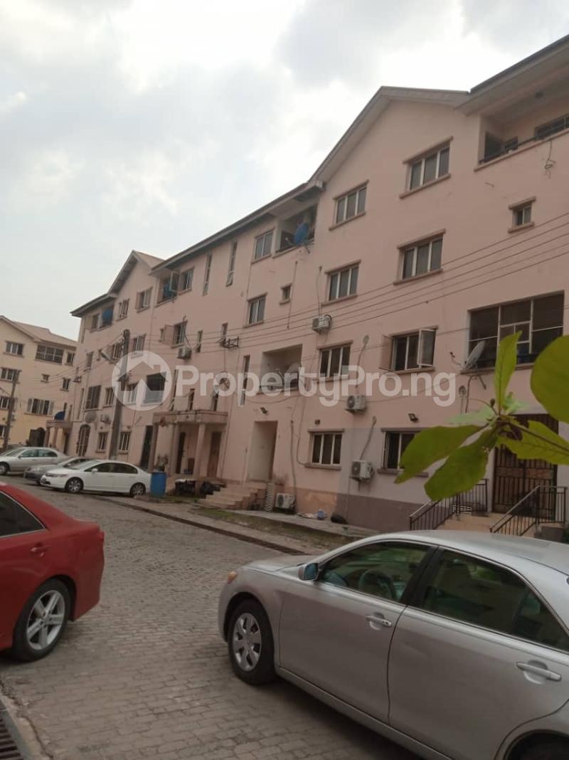 3 bedroom Flat / Apartment for rent Millennium Millenuim/UPS Gbagada Lagos