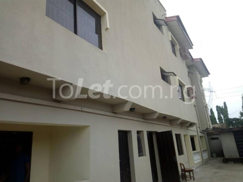 3 bedroom Flat / Apartment for rent Mushobolaji Street Ago palace Okota Lagos