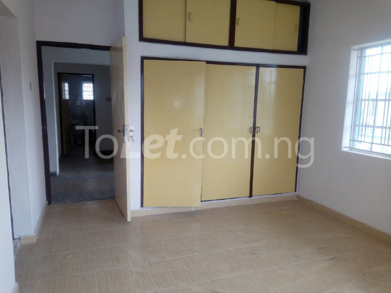 3 bedroom Commercial Property for rent   Toyin street Ikeja Lagos