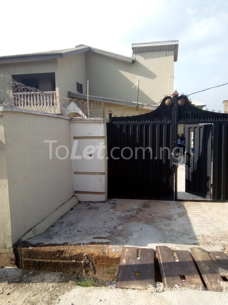 3 bedroom Flat / Apartment for rent 13 Kosoko Stree Berger Ojodu Lagos