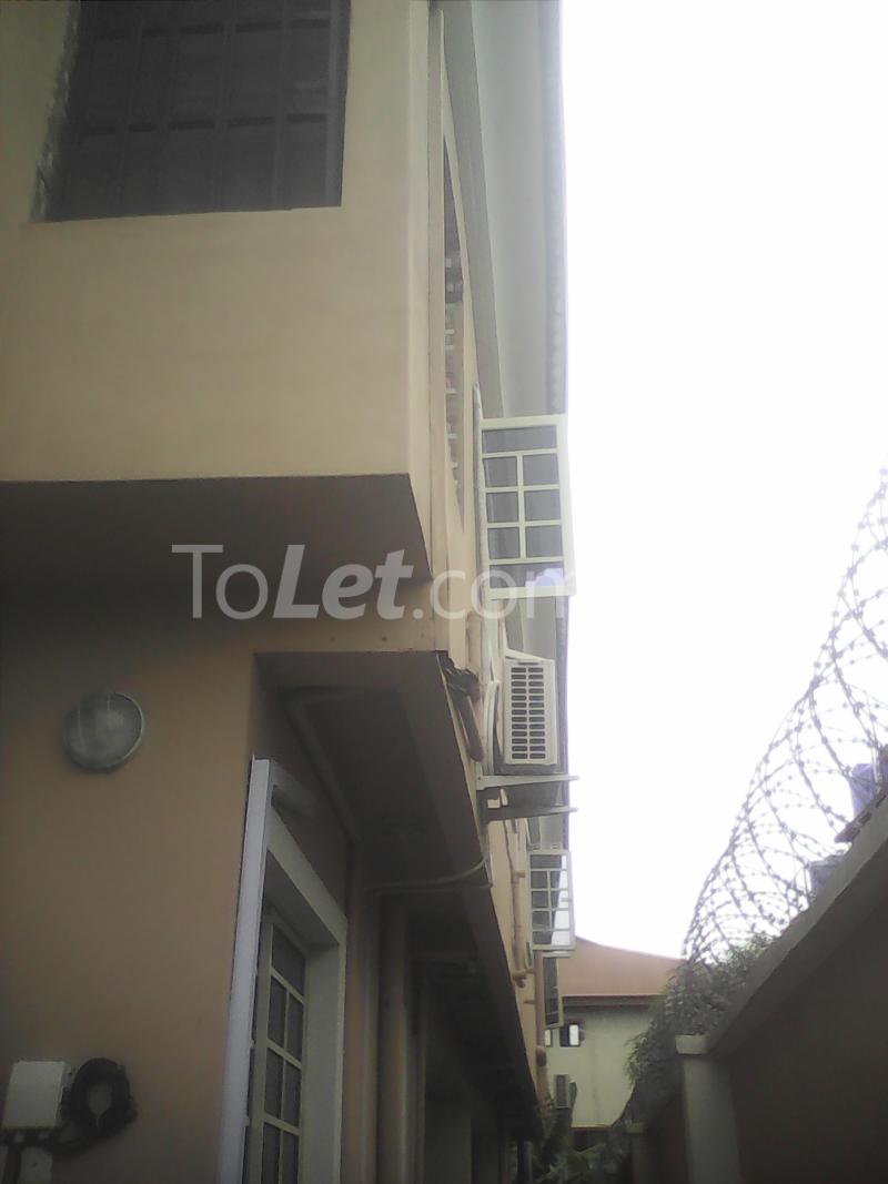 2 bedroom Flat / Apartment for rent 6 Oginni Street Bucknor Isolo Lagos