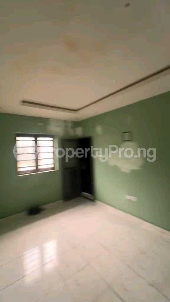 1 bedroom Flat / Apartment for rent Behind High Court Yaba Lagos