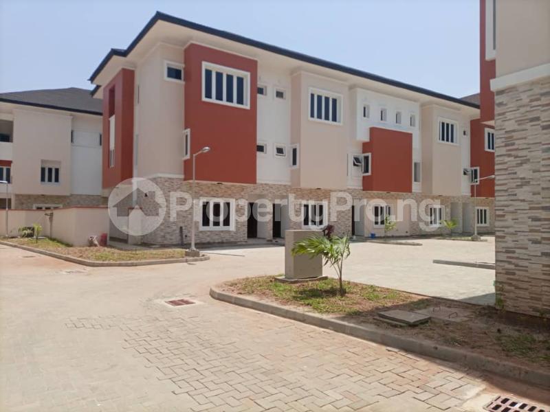 3 bedroom Flat / Apartment for rent In A Very Secured Estate Ikate Lekki Lagos