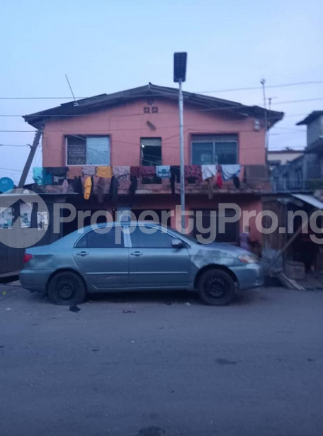 3 bedroom House for sale Aromire Street Off Lyala Street By Oliyide Street Mushin Lagos
