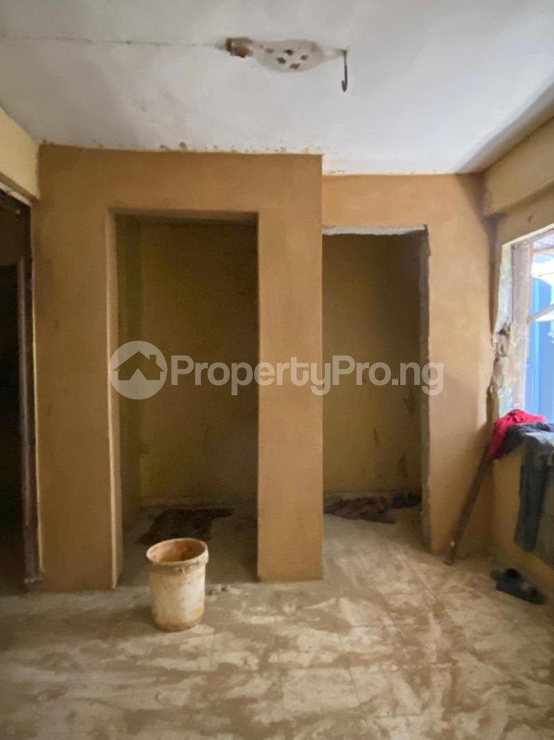 1 bedroom Flat / Apartment for rent Ebute Metta Adekunle Yaba Lagos