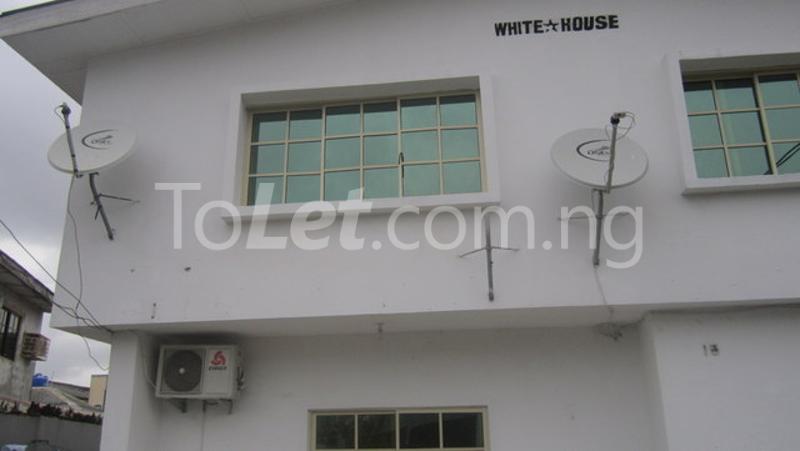 2 bedroom Flat / Apartment for rent Bashiru Augusto, Off Bode Thomas Surulere Surulere Lagos - 0