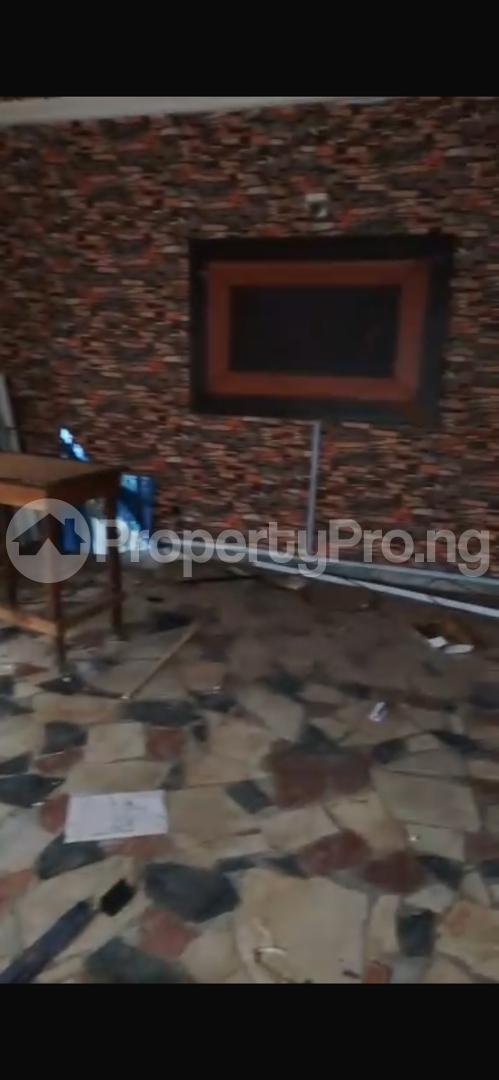 4 bedroom House for rent Babatunde Street Ogunlana Surulere Lagos