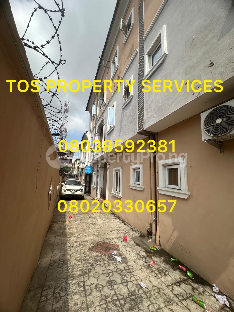 2 bedroom Flat / Apartment for rent Alagomeji Sabo Yaba Lagos - 0