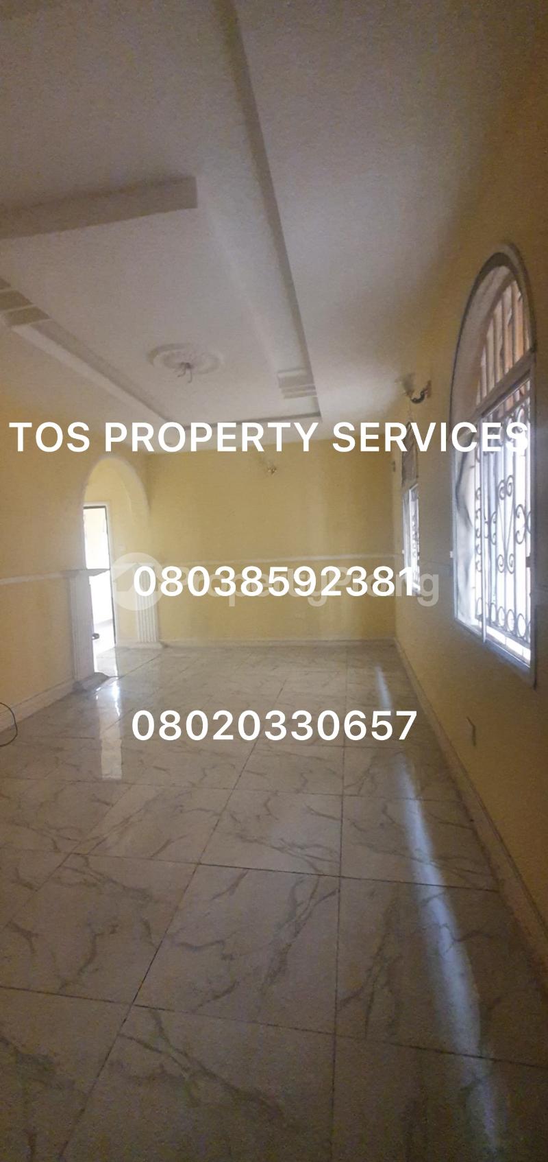3 bedroom Flat / Apartment for rent Alagomeji Sabo Sabo Yaba Lagos - 0